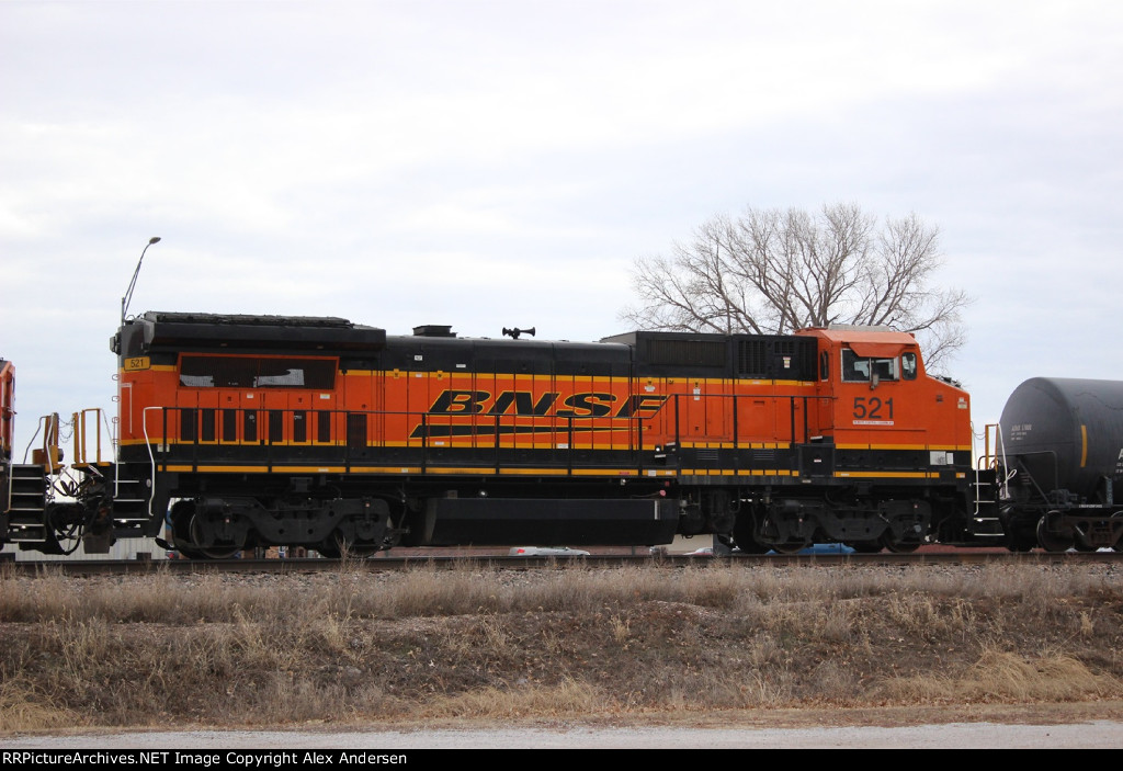 BNSF 521